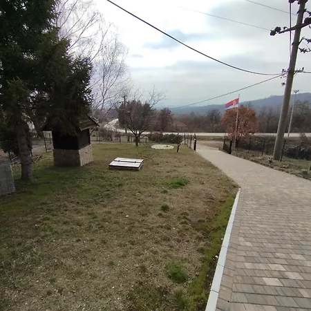 Kosmaj Kosutica - Marija I Ksenija * Koracica